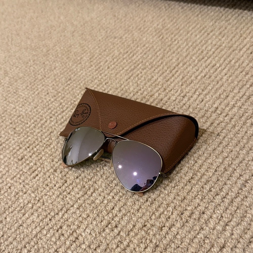 Rayban purple mirrored aviators